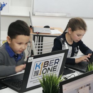 KiberOne объявляет набор юных программистов в Усть-Каменогорске - Школа программирования для детей, компьютерные курсы для школьников, начинающих и подростков - KIBERone г. Салехард